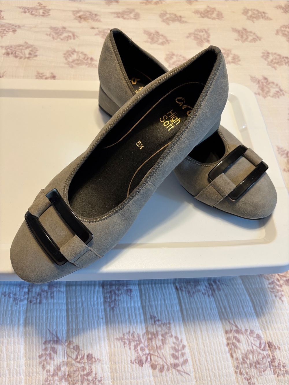 Comfortable Women's Gray Suede Slip-On Flats with Buckle